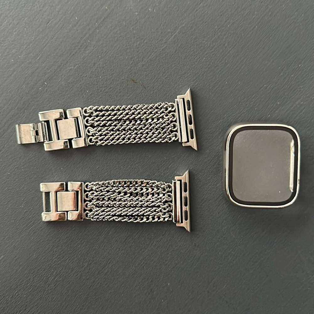 Silver tone Apple Watch strap with snap cover